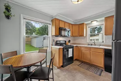3362 N 97th St, Milwaukee, WI 53222 - Photo 5