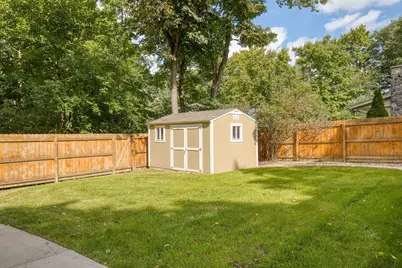 4665 S Delphine Dr, New Berlin, WI 53151 - Photo 35