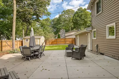 4665 S Delphine Dr, New Berlin, WI 53151 - Photo 33