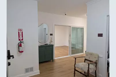 1107 W Oklahoma Ave #7, Milwaukee, WI 53215 - Photo 7
