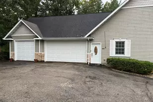 1528 E Lake Shore Dr, Twin Lakes, WI 53181 - Photo 5