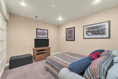 1541 N English Settlement Ave, Racine, WI 53105 - Photo 43