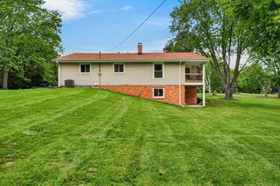 8153 W Holly Rd, Mequon, WI 53097 - Photo 43