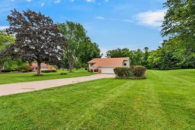 8153 W Holly Rd, Mequon, WI 53097 - Photo 41