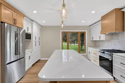 8153 W Holly Rd, Mequon, WI 53097 - Photo 3