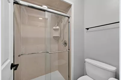 8153 W Holly Rd, Mequon, WI 53097 - Photo 35