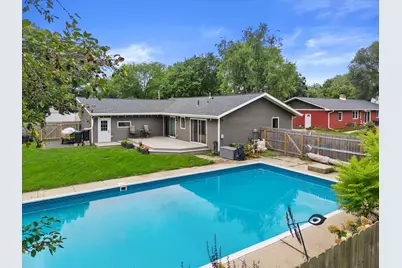 464 W Church St, Janesville, WI 53536 - Photo 3