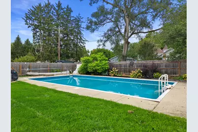 464 W Church St, Janesville, WI 53536 - Photo 23
