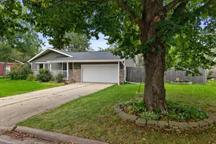 464 W Church St, Janesville, WI 53536 - Photo 33