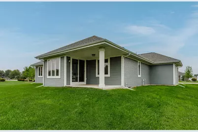 615  Bark River Way, Dousman, WI 53118 - Photo 37