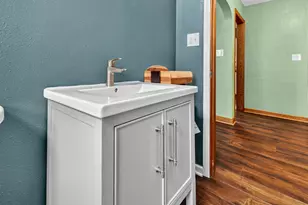 3805 S 21st St, Milwaukee, WI 53221 - Photo 27