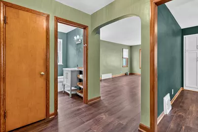 3805 S 21st St, Milwaukee, WI 53221 - Photo 23