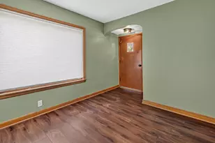 3805 S 21st St, Milwaukee, WI 53221 - Photo 11