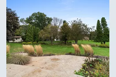 5048  River Heights Dr, Manitowoc, WI 54220 - Photo 7