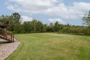 1326 Two Rivers Ct, Mukwonago, WI 53149 - Photo 9