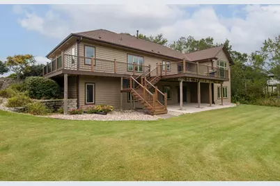 1326  Two Rivers Ct, Mukwonago, WI 53149 - Photo 3