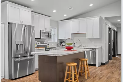 2829  Hamilton St, La Crosse, WI 54603 - Photo 9