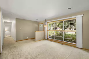 5805 Yorkshire Rd, Madison, WI 53711 - Photo 3
