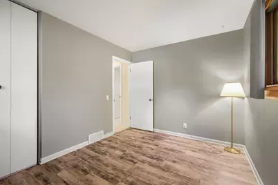 5805  Yorkshire Rd, Madison, WI 53711 - Photo 17