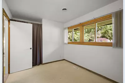 5805  Yorkshire Rd, Madison, WI 53711 - Photo 23