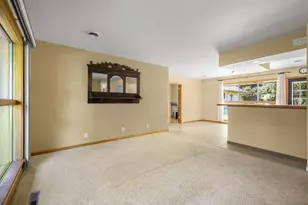 5805 Yorkshire Rd, Madison, WI 53711 - Photo 3