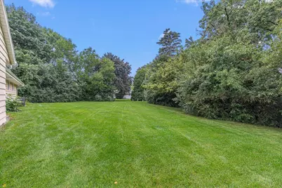 8048 N Greenview Ct, Brown Deer, WI 53223 - Photo 39