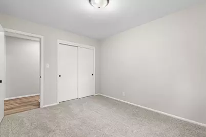 8048 N Greenview Ct, Brown Deer, WI 53223 - Photo 27