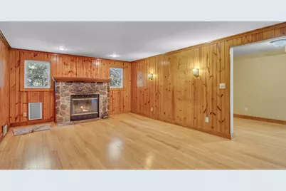 5529  Evergreen Dr, Wilson, WI 53081 - Photo 11