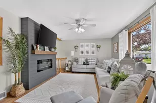 744 Shoreland Dr, Racine, WI 53402 - Photo 7