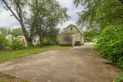 923  Randall St, Beloit, WI 53511 - Photo 5