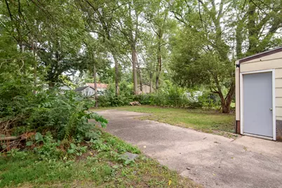 923  Randall St, Beloit, WI 53511 - Photo 3