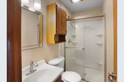 668  Tulip Ct, Oconomowoc, WI 53066 - Photo 15
