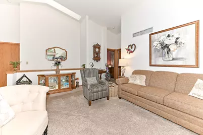 105  East Sutton Pl #A, Waukesha, WI 53188 - Photo 17