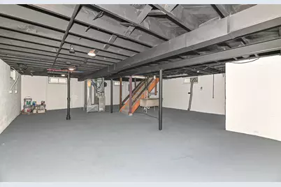 2950 N 91st St, Milwaukee, WI 53222 - Photo 25
