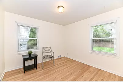 2950 N 91st St, Milwaukee, WI 53222 - Photo 21