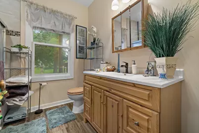 1221 N Main St, Racine, WI 53402 - Photo 15