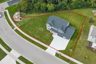 935 Kohlwey Dr, Grafton, WI 53024 - Photo 39