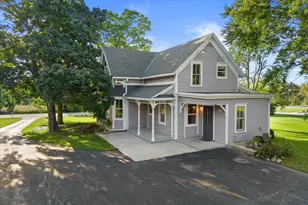 7582 S 51st St, Franklin, WI 53132 - Photo 1
