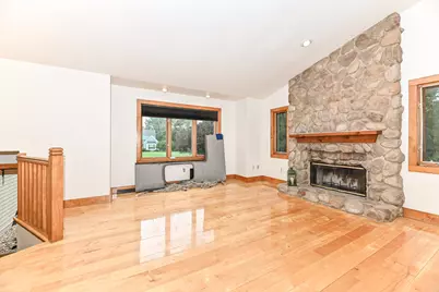 S70W19780  Thornapple Ct, Muskego, WI 53150 - Photo 5