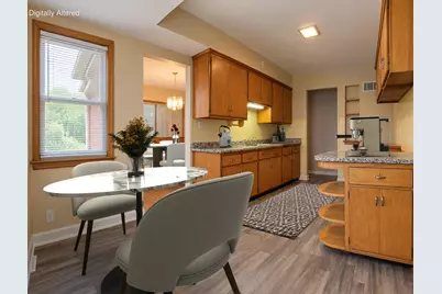 2705 N Carlton Pl, Milwaukee, WI 53210 - Photo 3