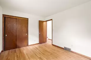 1638 Meadowlane Ave, Racine, WI 53406 - Photo 17
