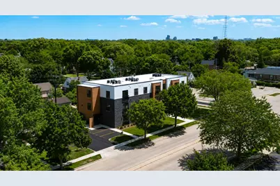 4800 N Santa Monica Blvd #4810, Whitefish Bay, WI 53217 - Photo 3