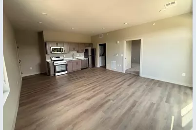 4800 N Santa Monica Blvd #4810, Whitefish Bay, WI 53217 - Photo 7