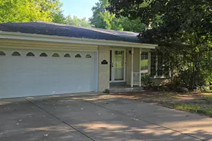21670 Clarion Ln, Brookfield, WI 53186 - Photo 25
