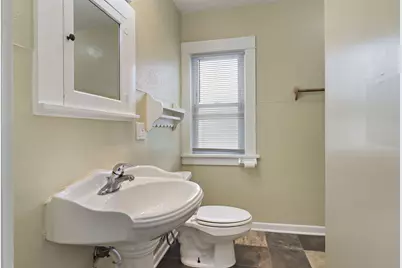 2513  Roosevelt Rd, Kenosha, WI 53143 - Photo 15