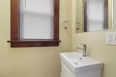2513  Roosevelt Rd, Kenosha, WI 53143 - Photo 11
