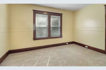 2513  Roosevelt Rd, Kenosha, WI 53143 - Photo 17