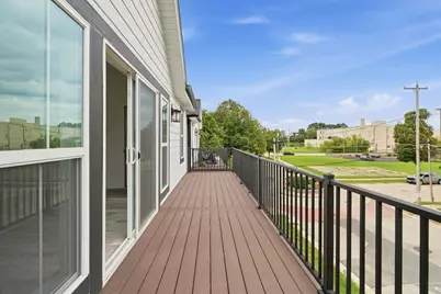 228 E Brown St, Milwaukee, WI 53212 - Photo 23