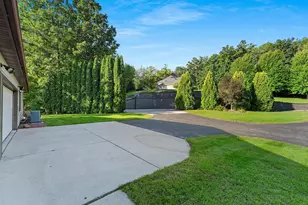 1611 Hollowbrook Ct, Cato, WI 54230 - Photo 47