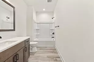 226 E Brown St, Milwaukee, WI 53212 - Photo 19